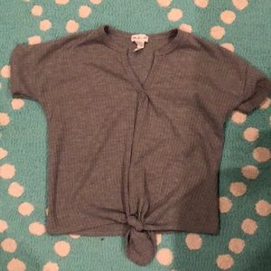 Cute grey waffle knit t-shirt.